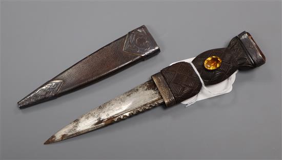 A Scottish silver and citrine set sgian dubh, c.1900